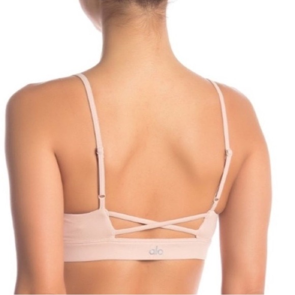 Alo Interlace Strappy Inlined Sports Bra - Picture 2 of 5